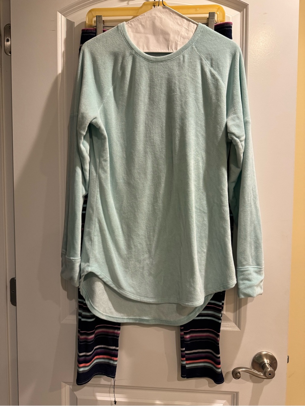 Thermal Fuzzy Long Sleeve Crewneck Top & Leggings in Pale Mint